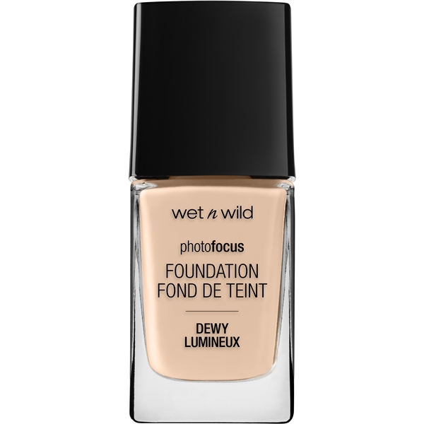 Photo Focus Dewy Foundation